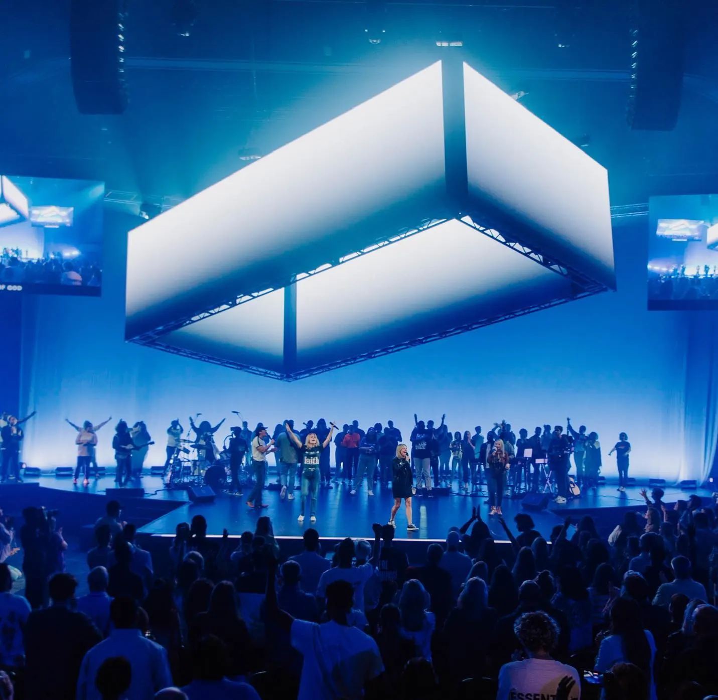 Victory Church — LED BOX